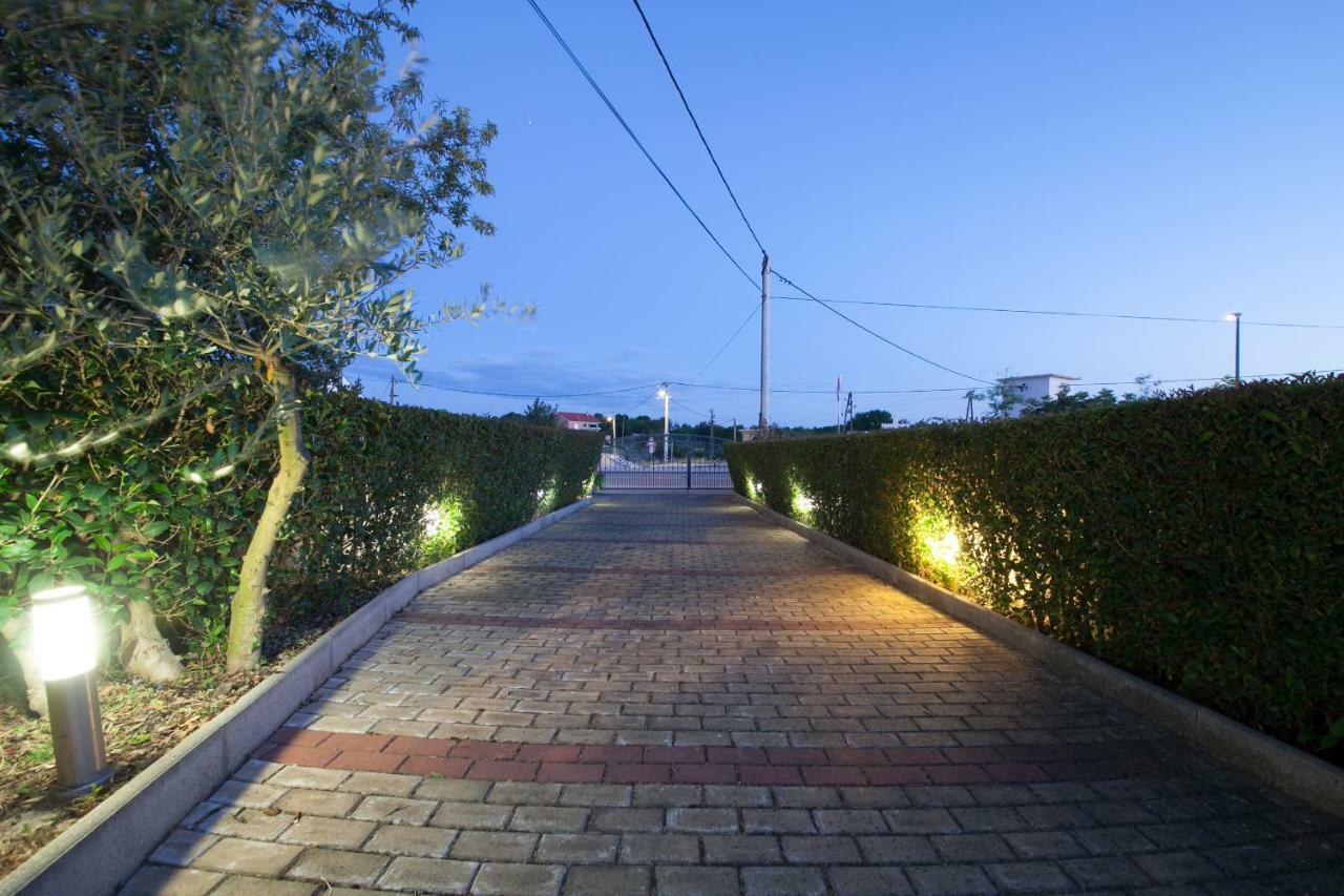 Holiday Home Antonio Dracevac Ninski Екстериор снимка